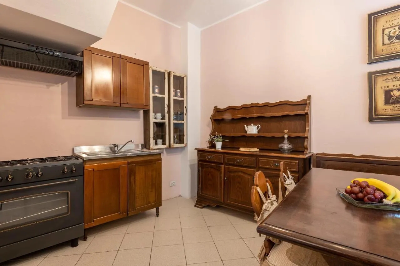 Charm Amidst Lakes & Mountains - Renovated In 2023 Ramponio